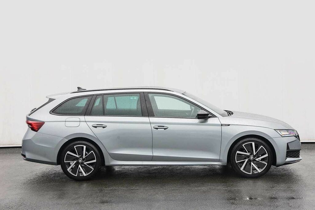 Skoda Octavia 1.5 Tsi 150 E-tec Sportline Dsg Silver #4