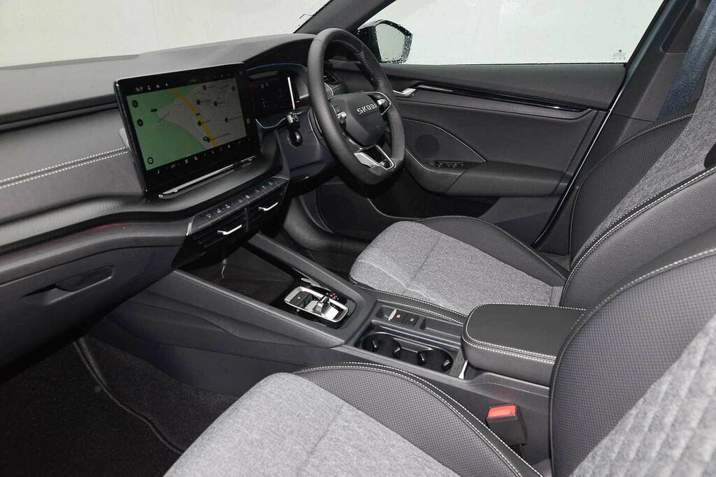 Skoda Octavia 1.5 Tsi 150 E-tec Sportline Dsg Silver #2