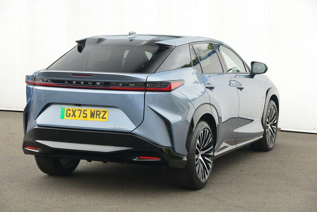 Lexus RZ 300E 150Kw Takumi 71 Kwh Blue #6