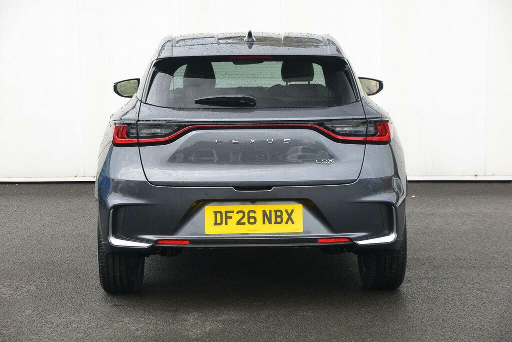 Lexus LBX 1.5 Premium Plus E-cvt Grey #4