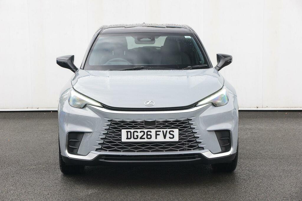Lexus LBX 1.5 Premium Plus E-cvt Black #2