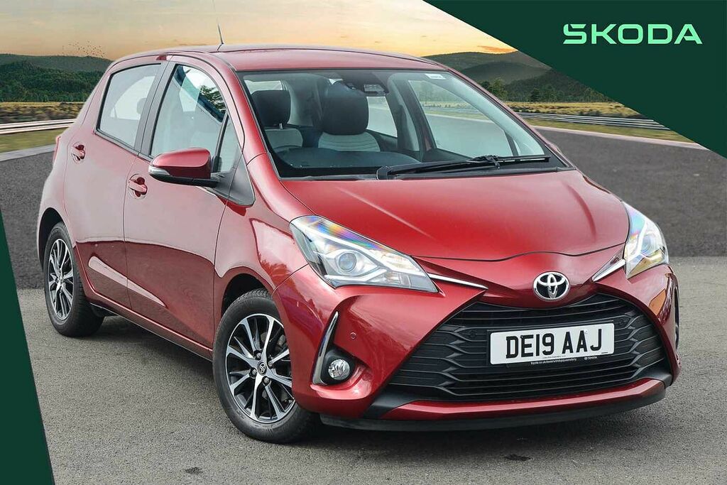 Toyota Yaris 1.5 Vvt-i Icon Tech Cvt Red