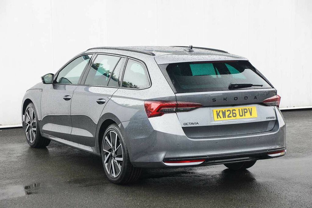 Skoda Octavia 1.5 Tsi 150 E-tec Sportline Dsg Grey #3