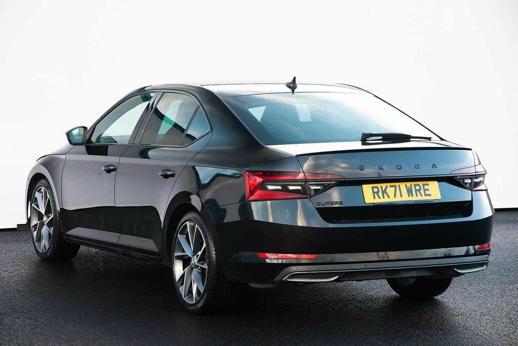 Skoda Superb 2.0 Tsi 190 Sport Line Plus Dsg Black #3