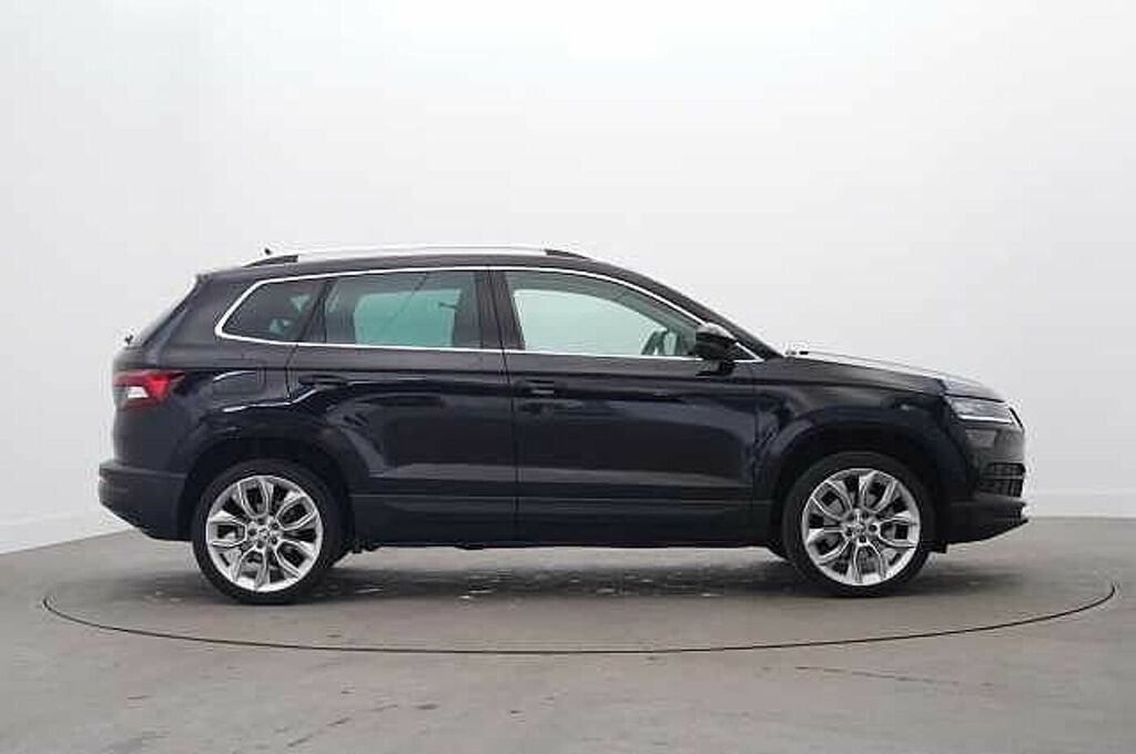 Skoda Karoq 1.5 Tsi Se L Dsg Black #4