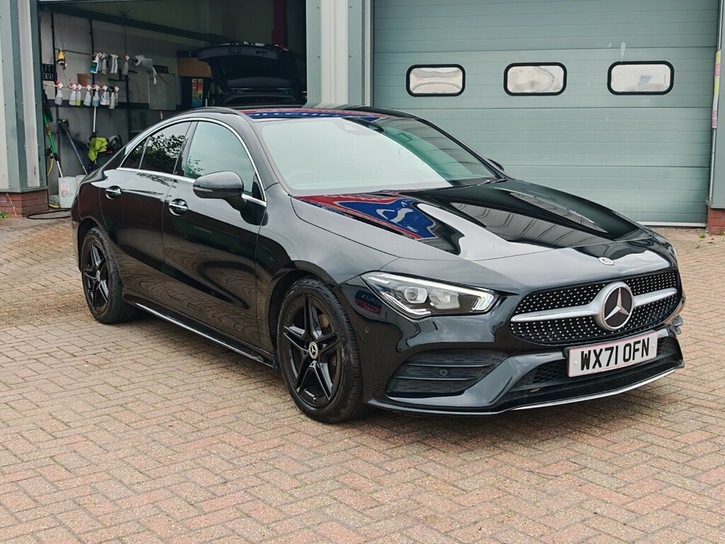 Mercedes-Benz CLA Class Cla 180 Amg Line Premium Tip Black