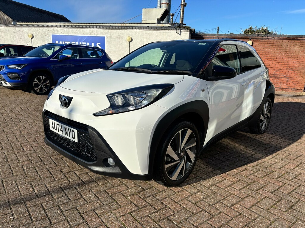 Toyota Aygo X 1.0 Vvt-i Edge White #3