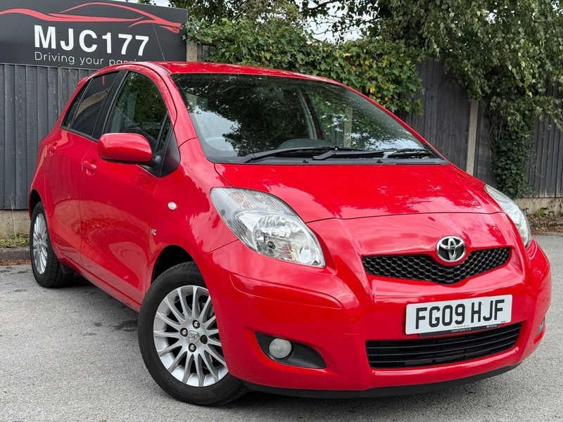 Toyota Yaris 1.33 Dual Vvt-i Sr Red
