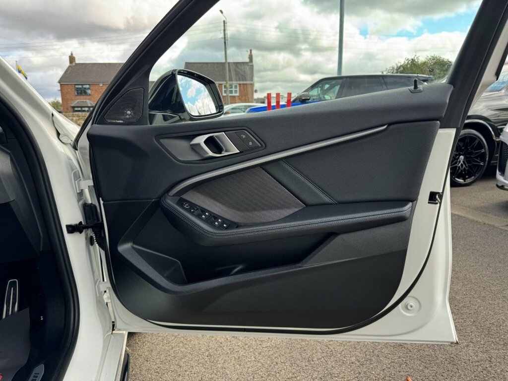 BMW 1 Series 116D M Sport Step Lcppro Pk Black #38