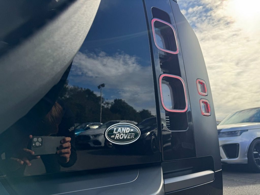 Land Rover Defender 3.0 D200 Hard Top 3 Seat Blue #29