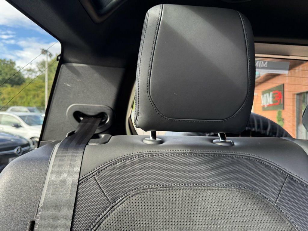 Land Rover Defender 3.0 D200 Hard Top 3 Seat Blue #41