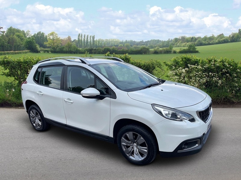 Peugeot 2008 Puretech Active Black #12
