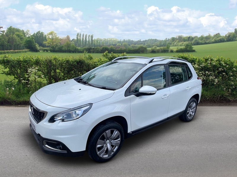 Peugeot 2008 Active White #3