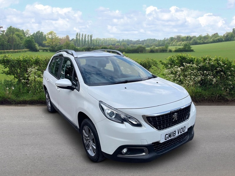 Peugeot 2008 Puretech Active Black #10
