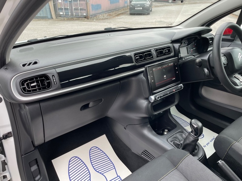 Citroen C3 Feel White #38