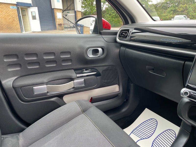 Citroen C3 Feel White #33