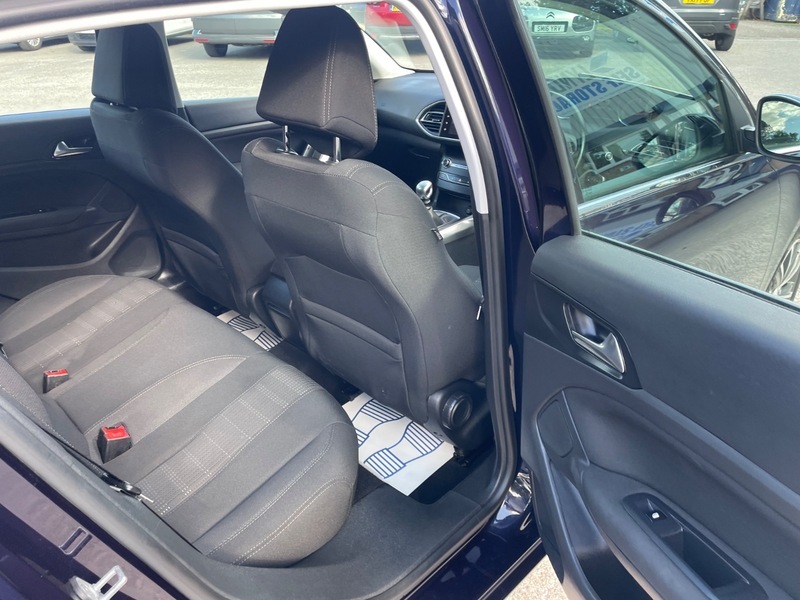 Peugeot 308 Active Grey #47