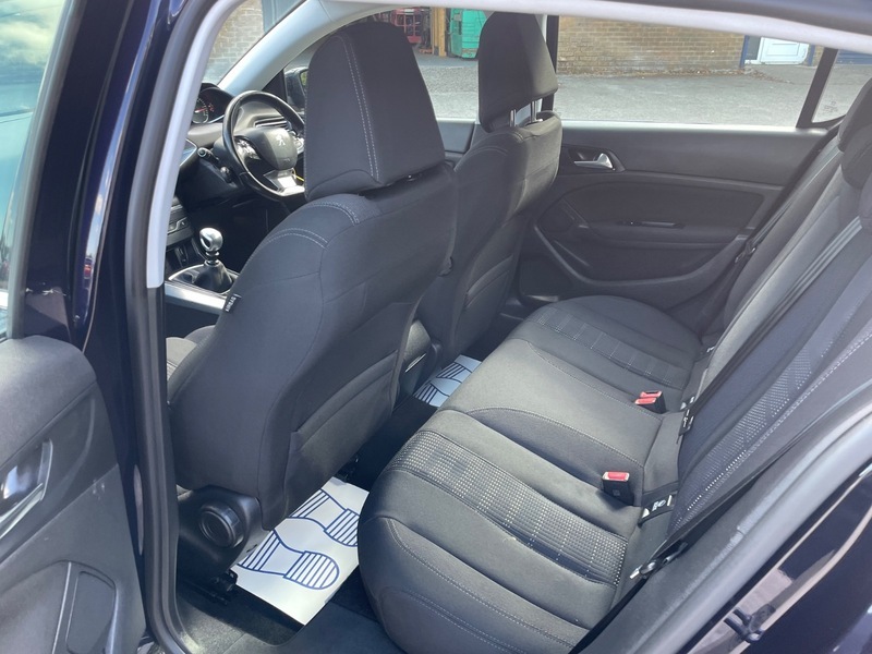 Peugeot 308 Active Grey #39