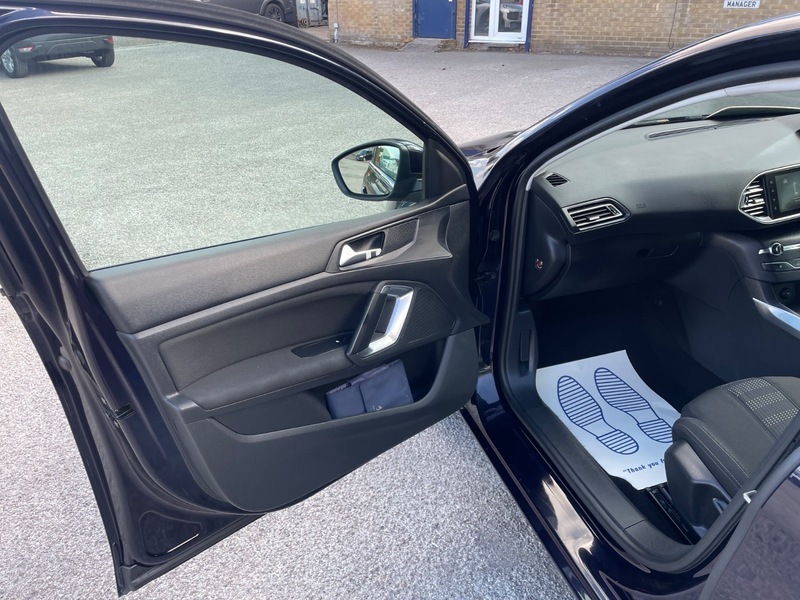 Peugeot 308 Active Grey #32