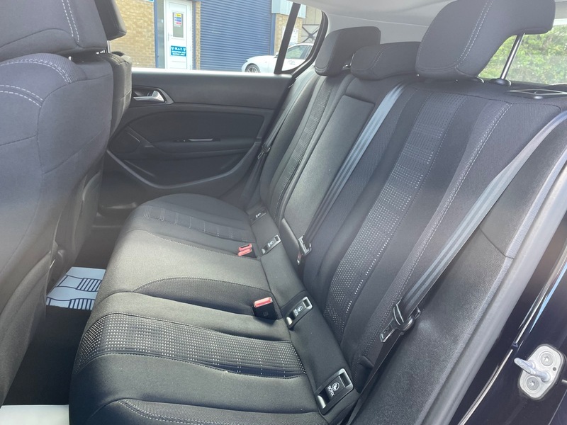Peugeot 308 Active Grey #41
