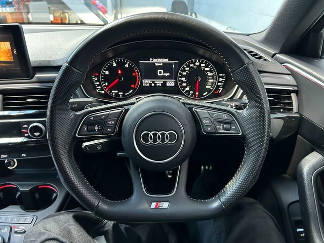 Audi A4 Avant Sport Black #22