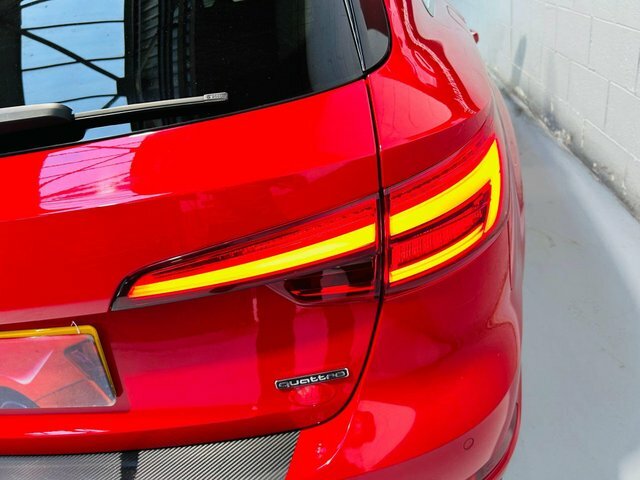 Audi A4 Avant Sport Black #13