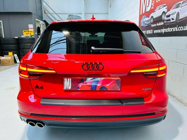 Audi A4 Avant Sport Black #18