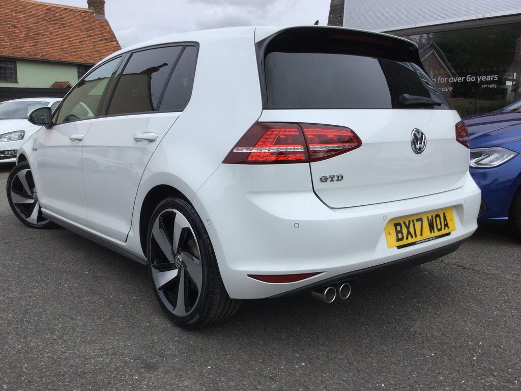 Volkswagen Golf 2.0 Tdi Bluemotion Tech Gtd Hatchback D BX17WOA White #2