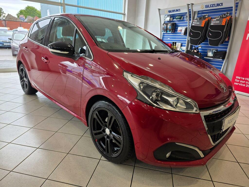 Peugeot 208 Hatchback 1.2 Puretech Gt Line Euro 6 Ss 2 Red