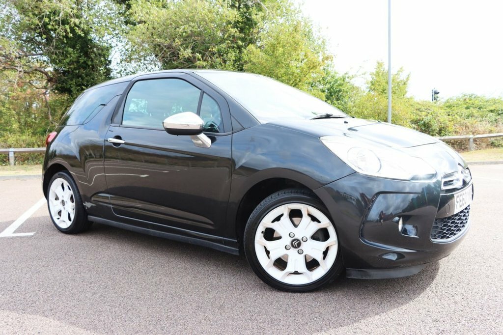 Citroen DS3 1.6L White Black #2