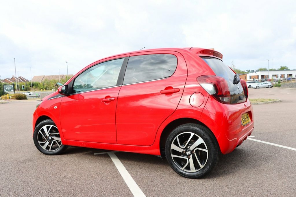 Peugeot 108 1.2L Allure Red #4