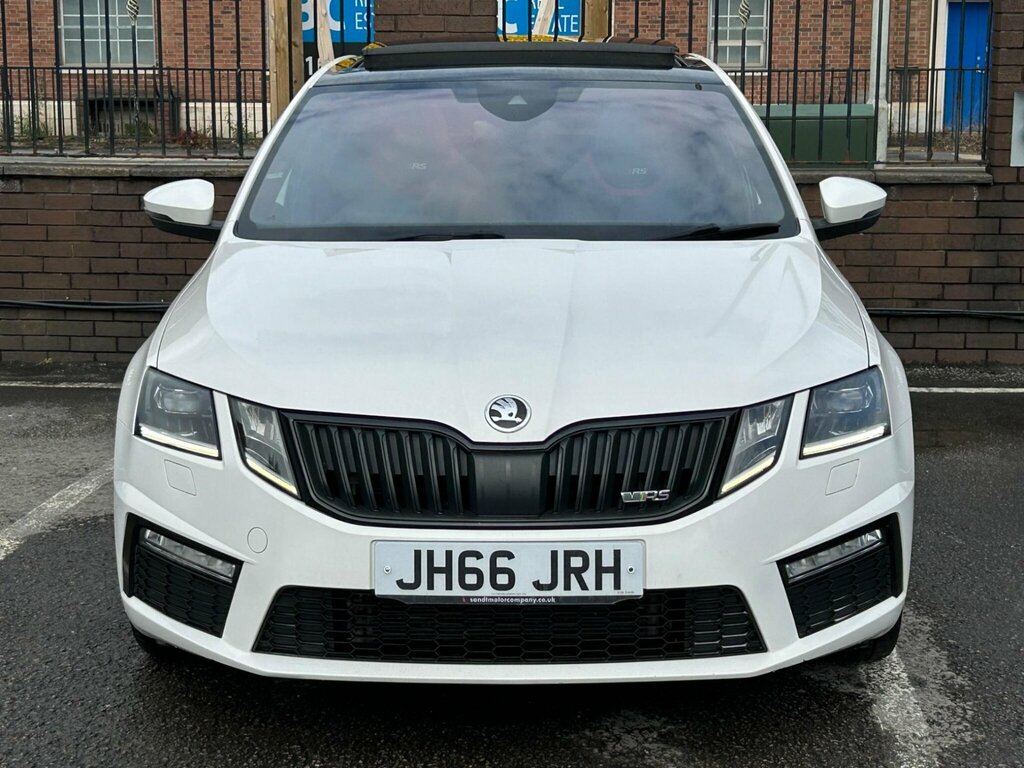 Skoda Octavia 2.0 Tdi Vrs Dsg Euro 6 Ss White #4