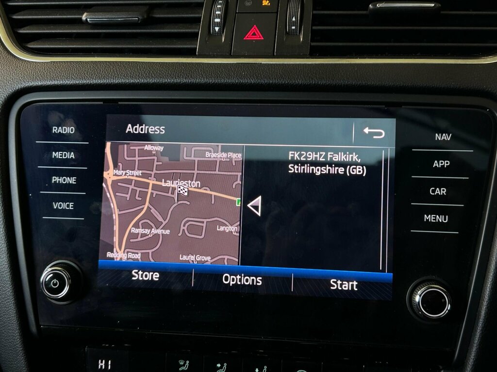 Skoda Octavia 1.6 Tdi Se Technology Black #28