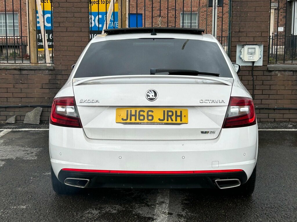 Skoda Octavia 2.0 Tdi Vrs Dsg Euro 6 Ss White #5