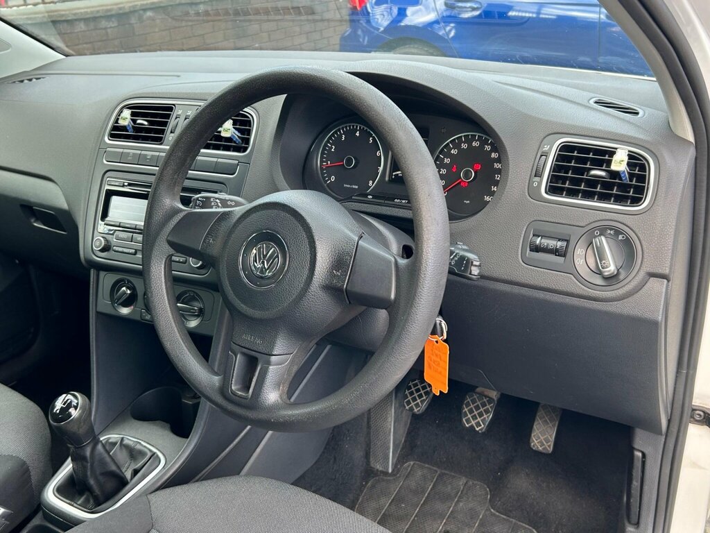 Volkswagen Polo 1.2 S 60 Bhp Red #11