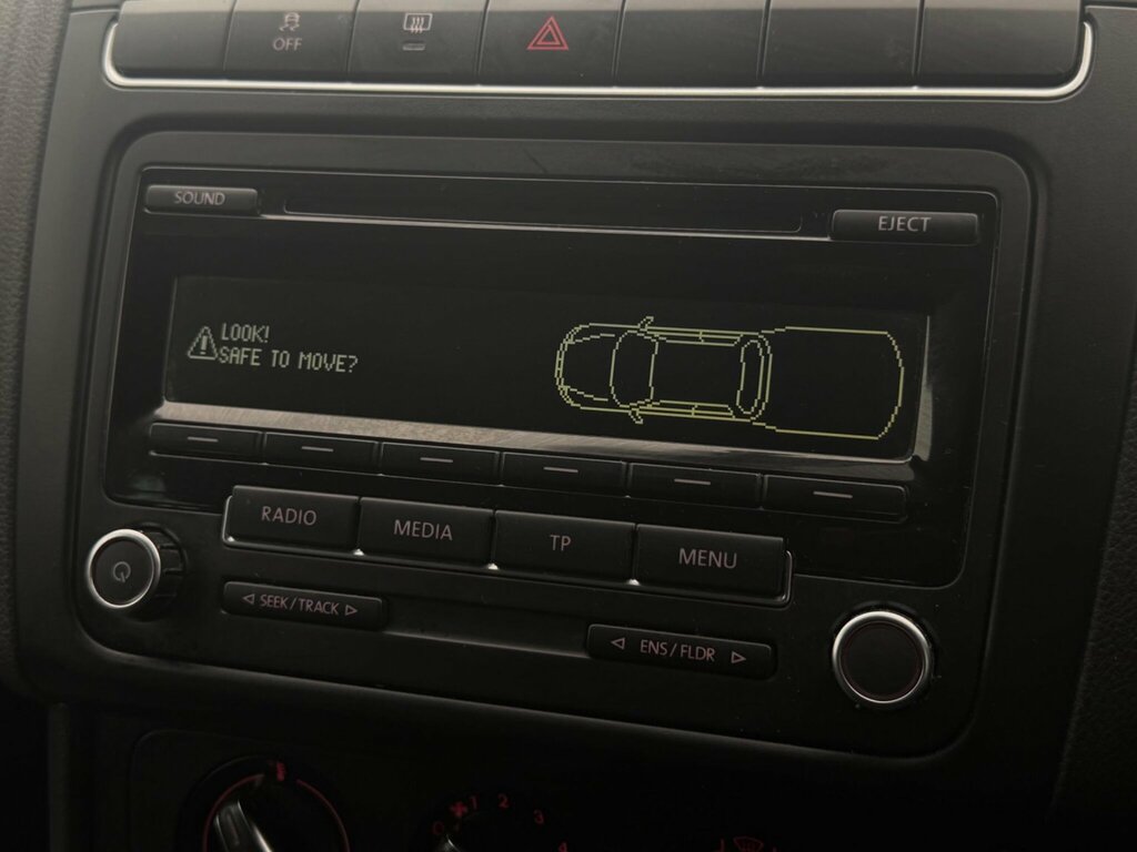 Volkswagen Polo Match Silver #30