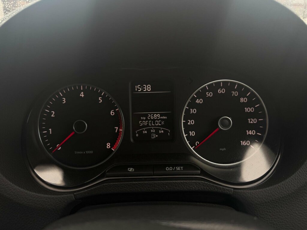 Volkswagen Polo Match Silver #33