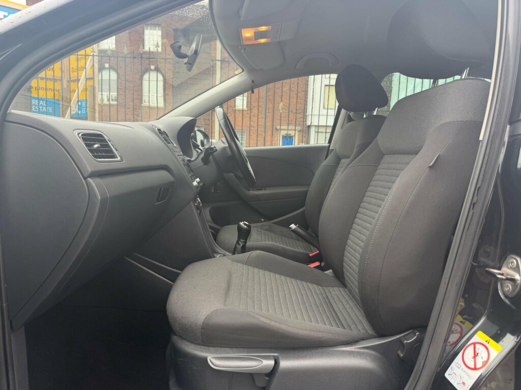 Volkswagen Polo Match Silver #22