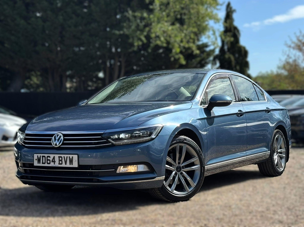 Volkswagen Passat 1.6 Tdi Se White #16