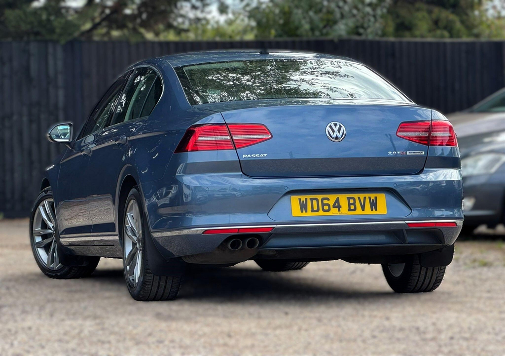 Volkswagen Passat 1.6 Tdi Se White #19