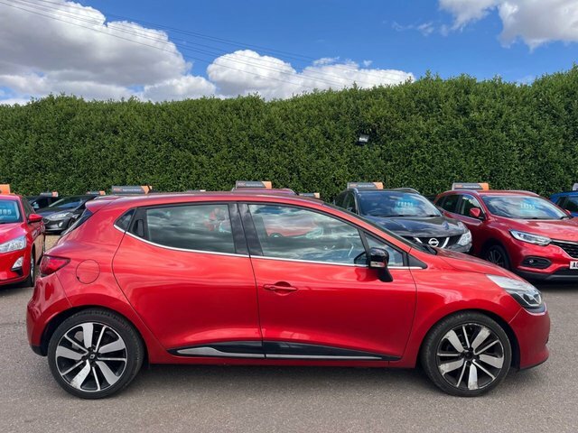 Renault Clio 2015 0.9 Tce Dynamique S Medianav Hatchback Pe LX15WJK Red #2