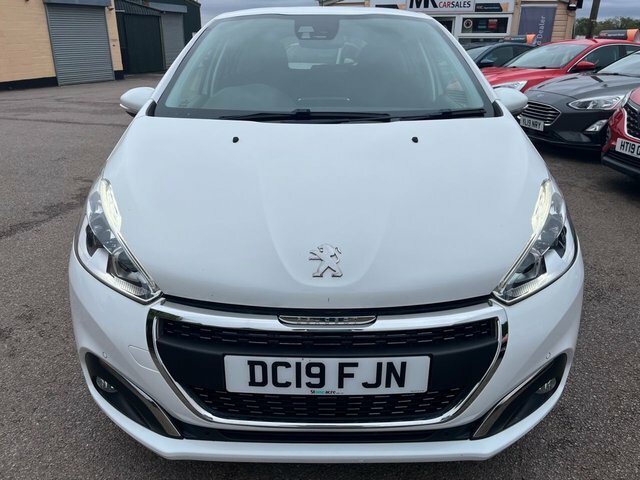 Peugeot 208 2019 1.2 Puretech Tech Edition Hatchback Petro White #4