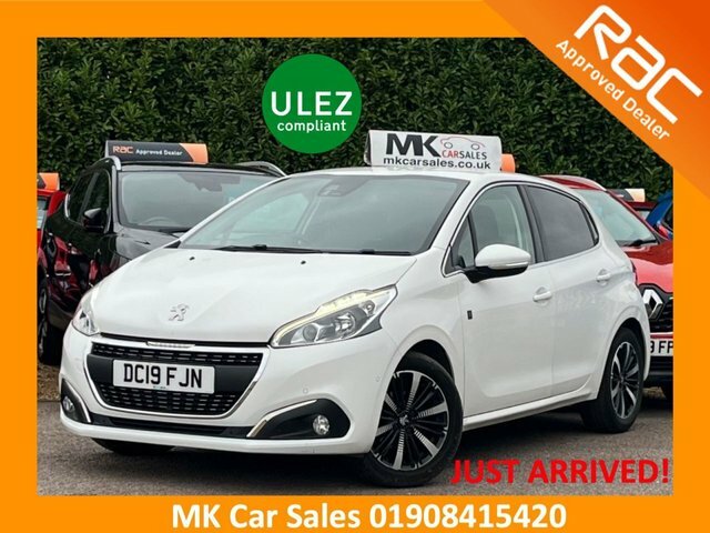 Peugeot 208 2019 1.2 Puretech Tech Edition Hatchback Petro White