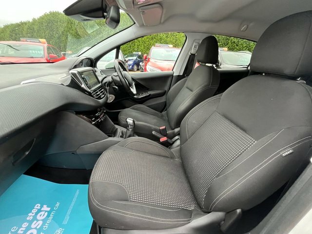 Peugeot 208 Hatchback 1.2 Active #7