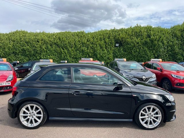 Audi A1 Sportback Tfsi Sport Air Conbluetooth White #2
