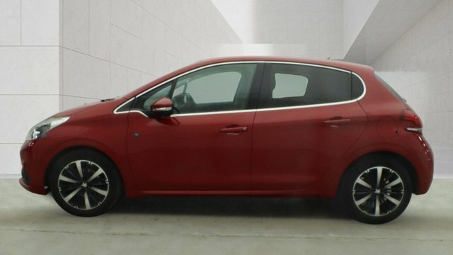 Peugeot 208 1.2 Puretech Tech Edition Hatchback Man Red #4