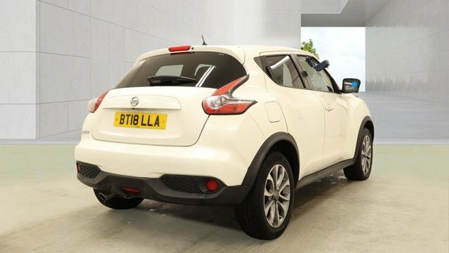Nissan Juke Juke Visia Red #11