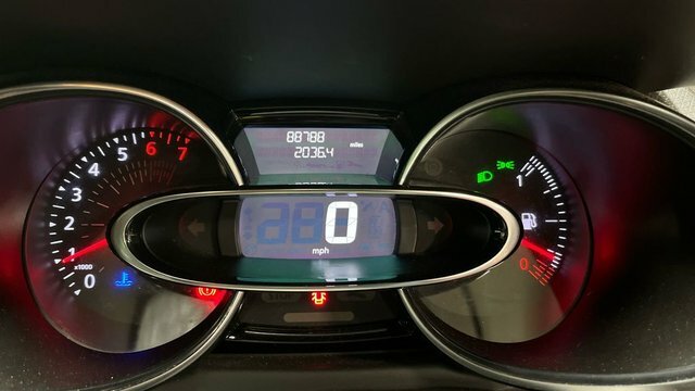 Renault Clio 1.5 Dci Iconic Euro 6 Ss White #8