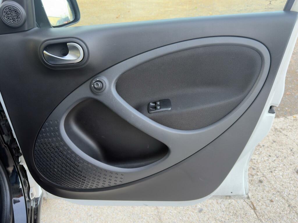Smart Forfour T Brabus Xclusive U8176 Ulez Orange #19