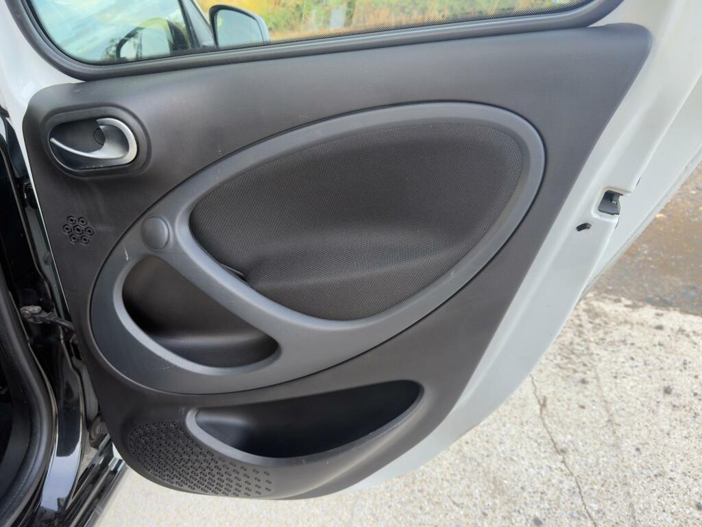 Smart Forfour T Brabus Xclusive U8176 Ulez Orange #24